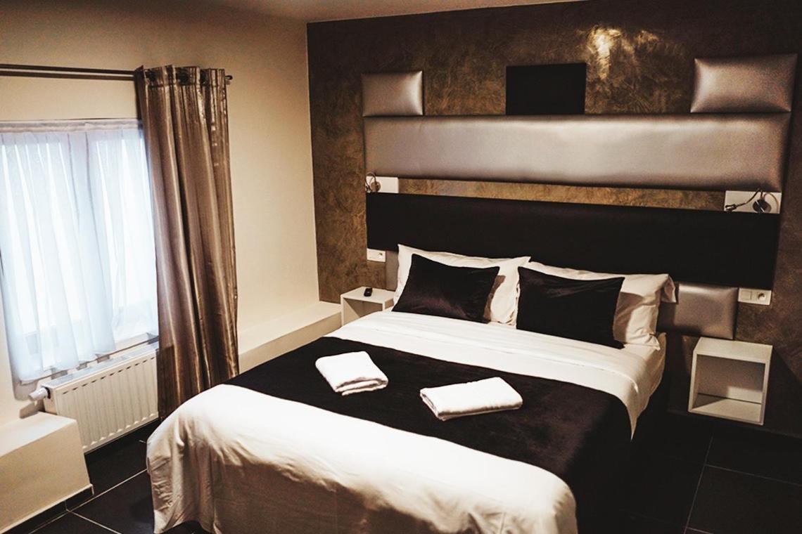Hotel Onyx Expo Jette 外观 照片