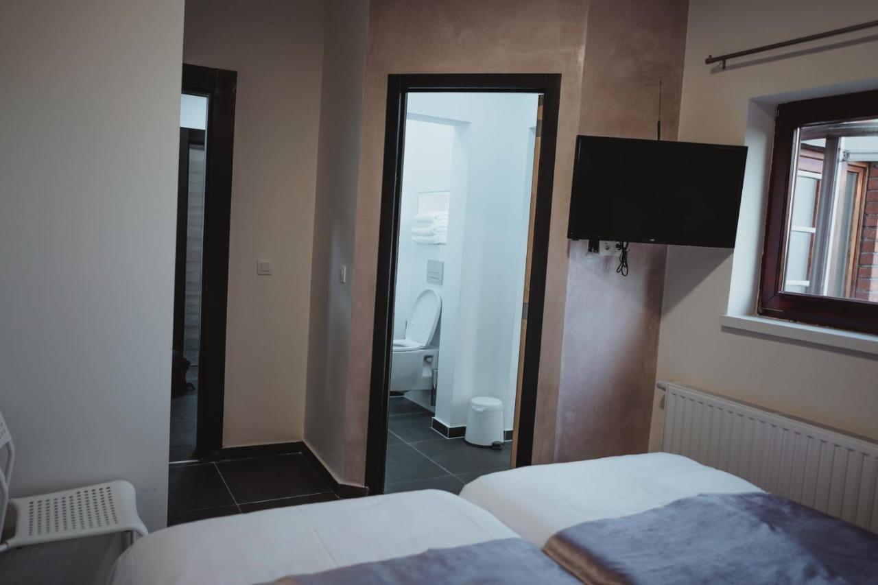 Hotel Onyx Expo Jette 外观 照片